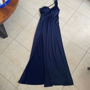 Elegant Navy One-Shoulder Evening Dress
